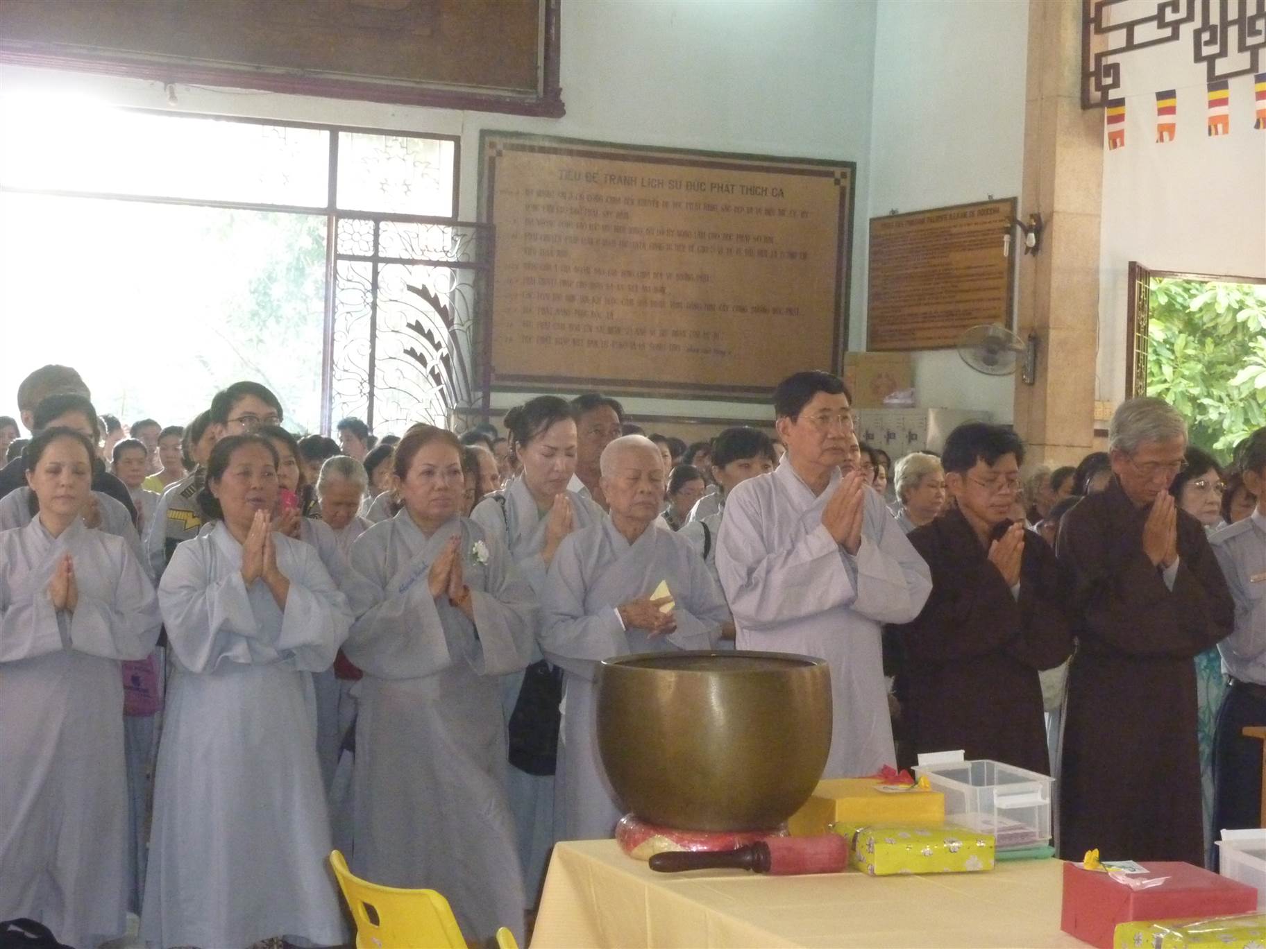 LỄ TỰ TỨ VÀ VU LAN ẤM CÚNG, TRANG TRỌNG