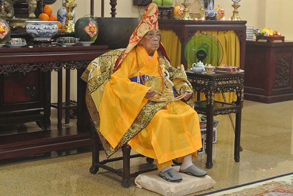 HÒA THƯỢNG VIỆN CHỦ CHÚC TẾT PHẬT TỬ