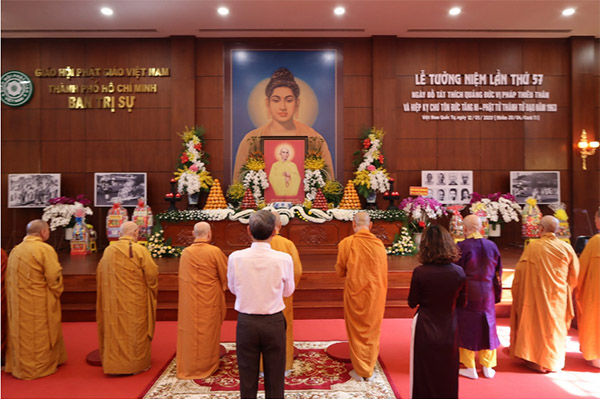 HỘI THẢO “BỒ TÁT QUẢNG ĐỨC VỊ PHÁP THIÊU THÂN”