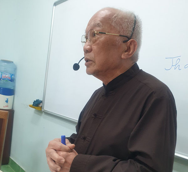 THUYẾT GIẢNG ĐỀ TÀI “KIẾN & GIẢI”