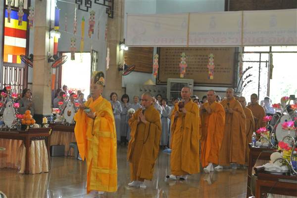 KHAI ĐÀN DƯỢC SƯ THẤT KHU