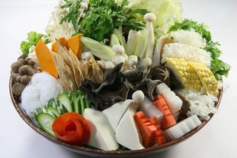 VÌ SAO NGƯỜI PHẬT TỬ NÊN ĂN CHAY?