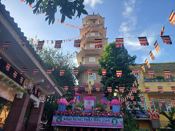 LỄ KHÁNH ĐẢN ĐỨC PHẬT THÍCH CA MÂU NI PL 2569